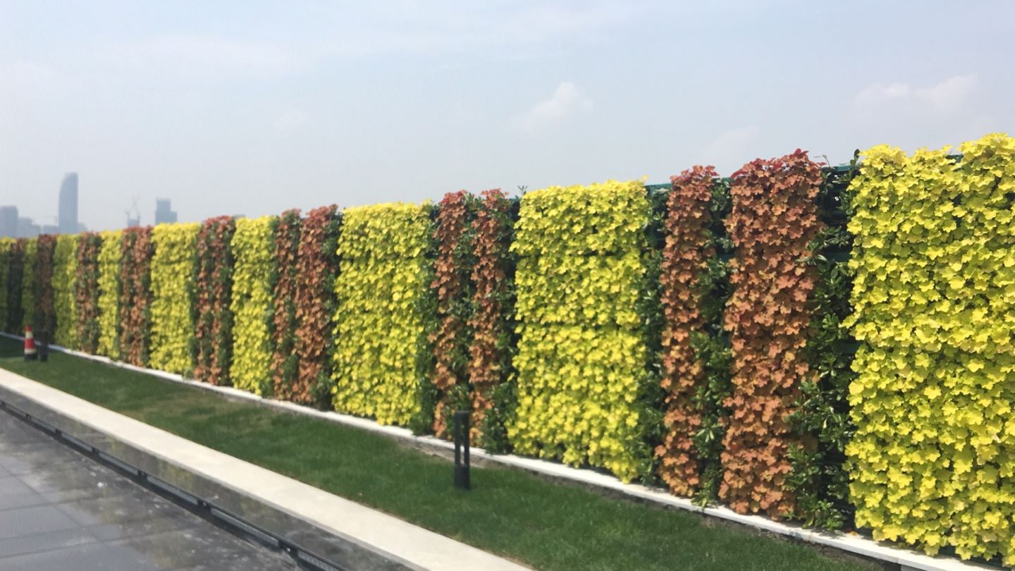 杭州亚运村未来总部社区大楼外围隔离景观墙(图7)